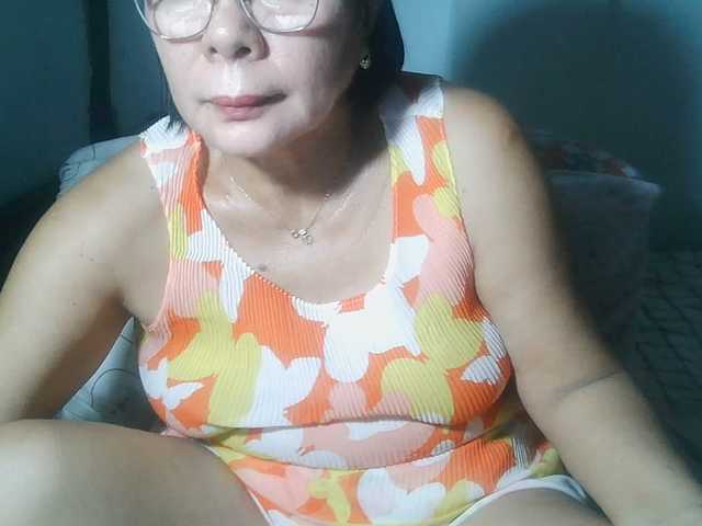 HotMama50 live cam on BongaCams