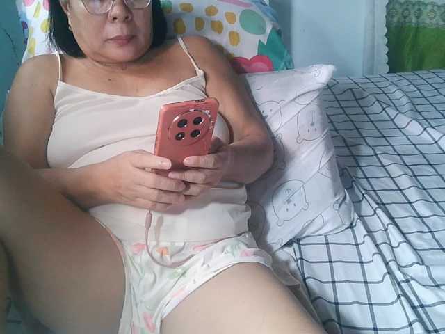 HotMama50 live cam preview