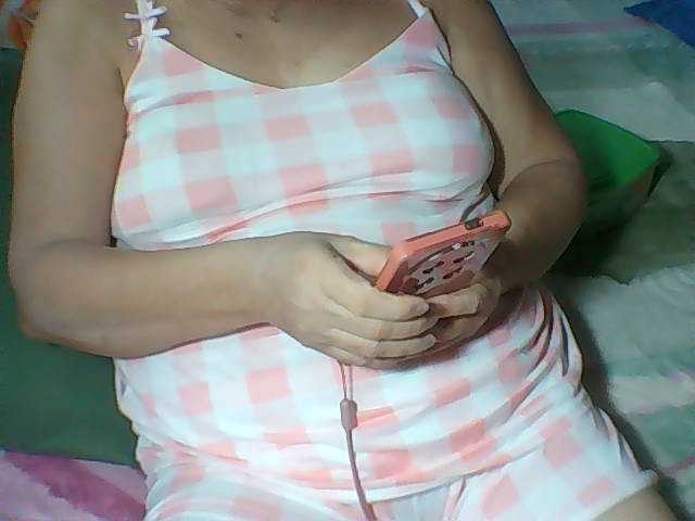 HotMama50 live cam preview