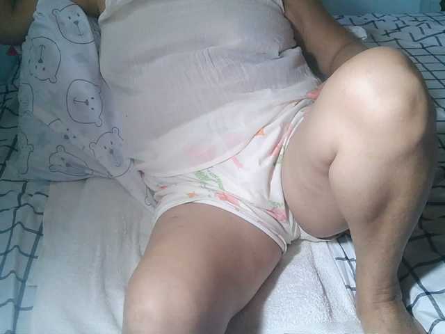 HotMama50 live cam on BongaCams