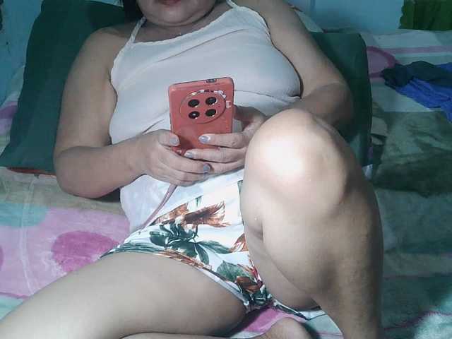 HotMama50 live cam preview
