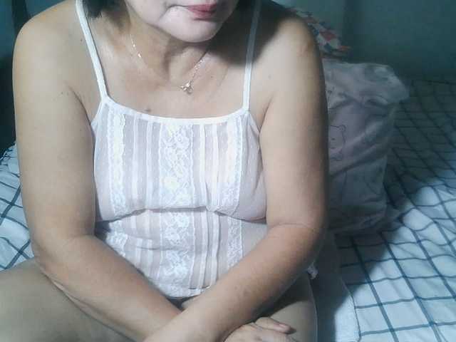 HotMama50 live cam on BongaCams