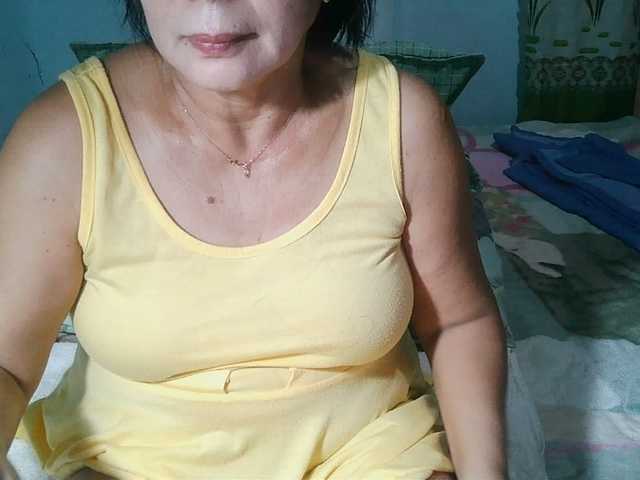 HotMama50 live cam on BongaCams