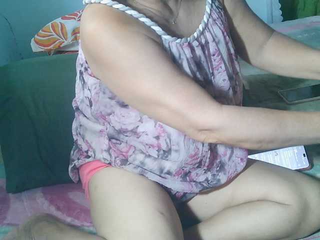 HotMama50 live cam on BongaCams