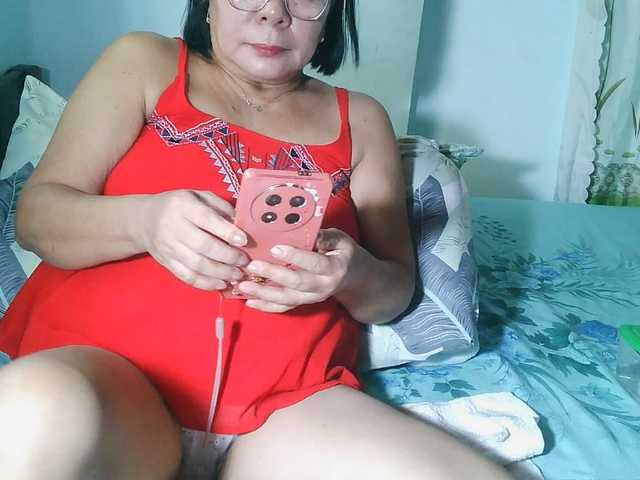 HotMama50 live cam on BongaCams