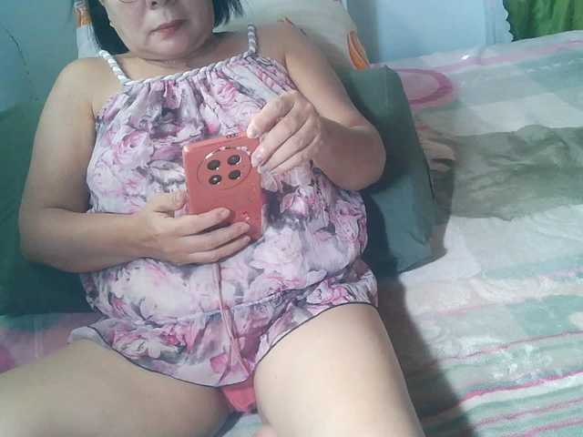 HotMama50 live cam preview