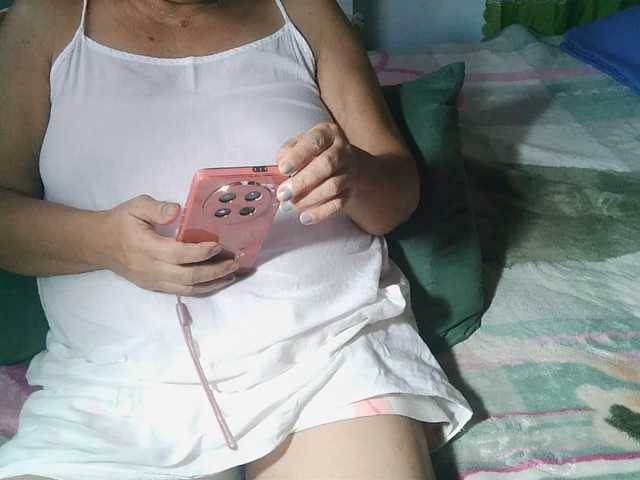 HotMama50 live cam preview