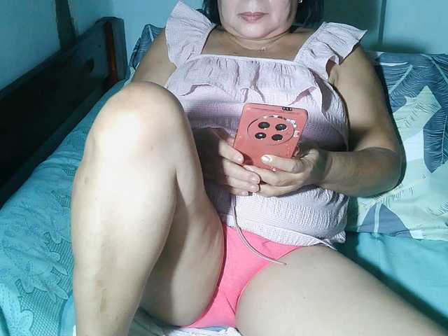 HotMama50 live cam preview