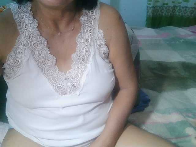 HotMama50 live cam preview
