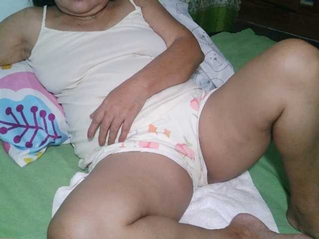 HotMama50 live cam on BongaCams
