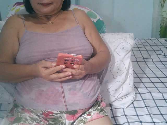 HotMama50 live cam preview