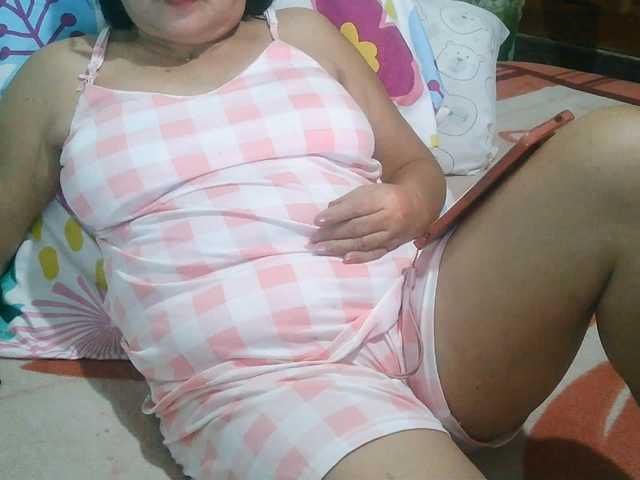HotMama50 live cam preview