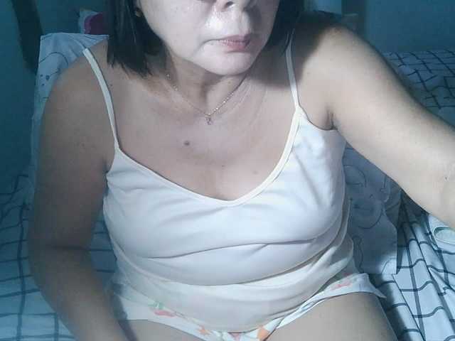 HotMama50, en vivo ahora en BongaCams