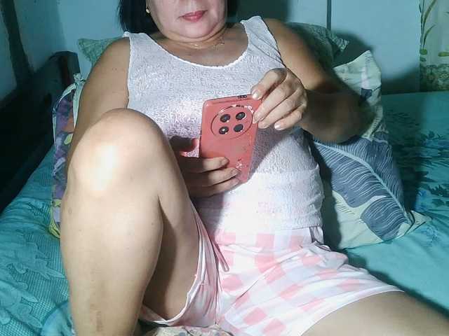 HotMama50 live cam preview