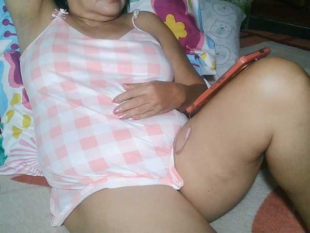 HotMama50 live cam preview