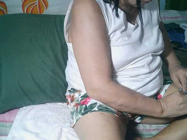 HotMama50 live cam on BongaCams