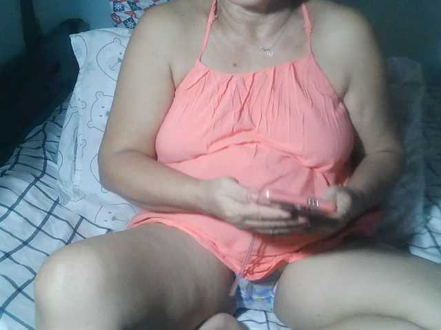 HotMama50 live cam on BongaCams
