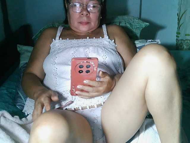 HotMama50 live cam on BongaCams