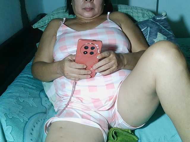 HotMama50 live cam preview