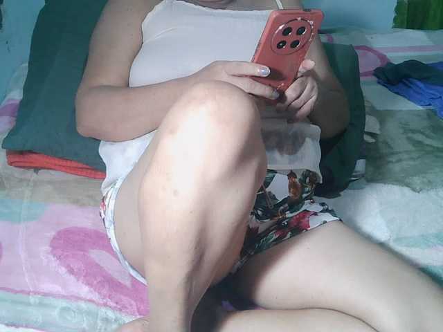 HotMama50 live cam preview