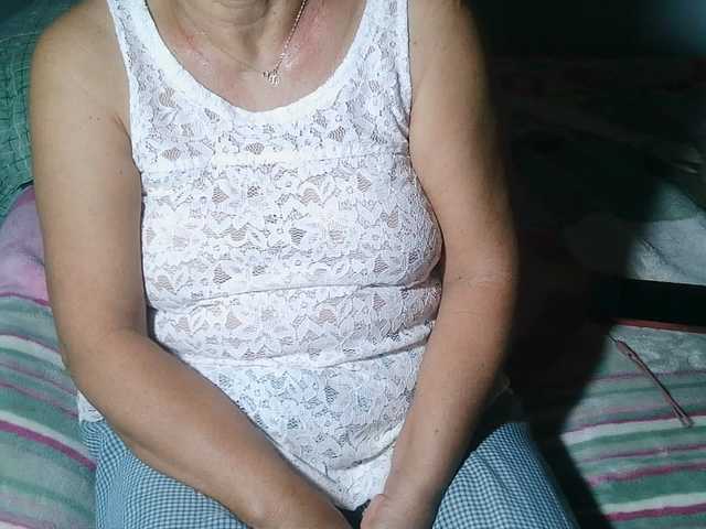 HotMama50 live cam on BongaCams