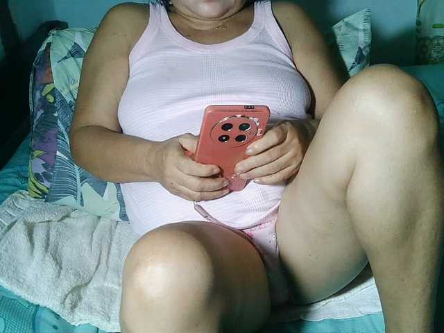 HotMama50 live cam preview