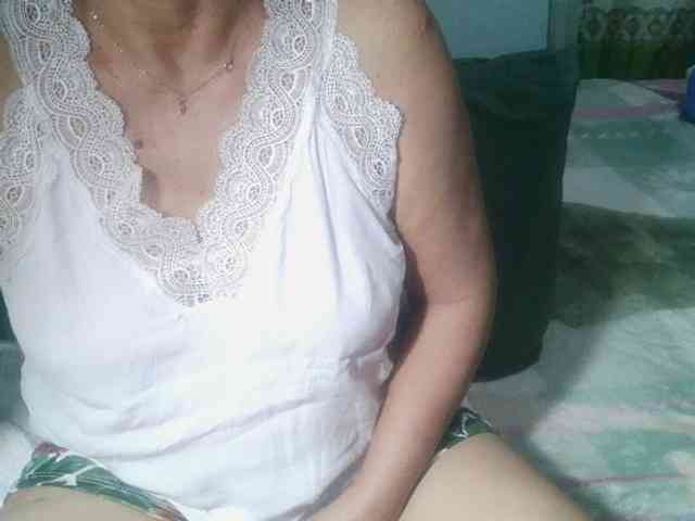 HotMama50 webcam