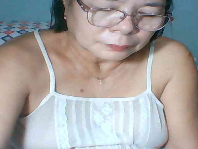 HotMama50 webcam