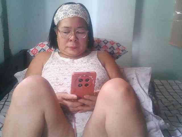 Model: HotMama50