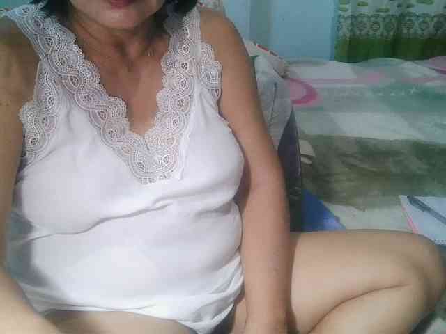 HotMama50 webcam
