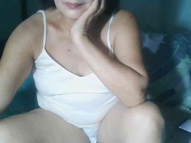 HotMama50 webcam