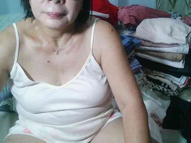 HotMama50 webcam