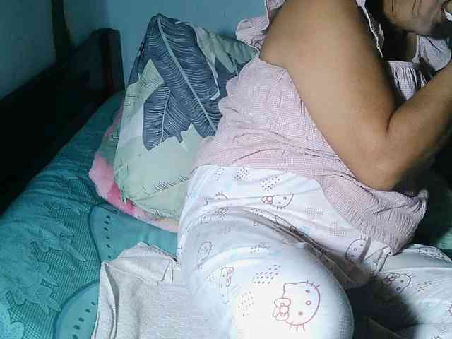 HotMama50 webcam