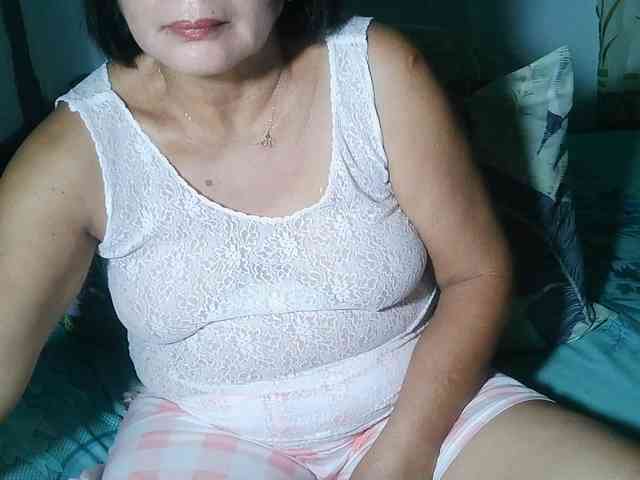 HotMama50 webcam