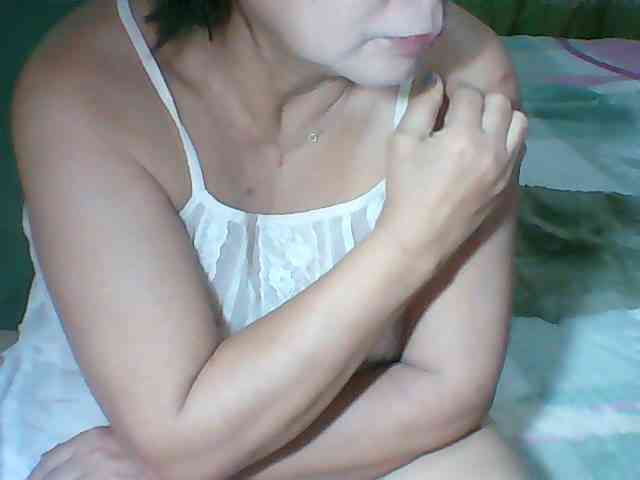 HotMama50 webcam