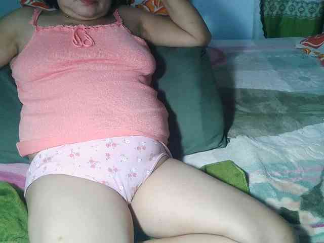 HotMama50 webcam