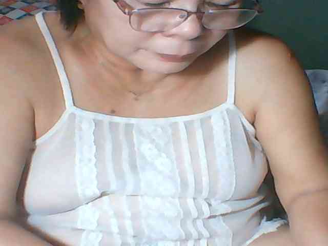 HotMama50 webcam