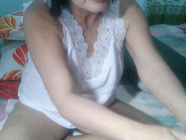 HotMama50 webcam