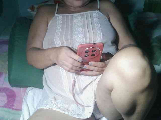 HotMama50 webcam