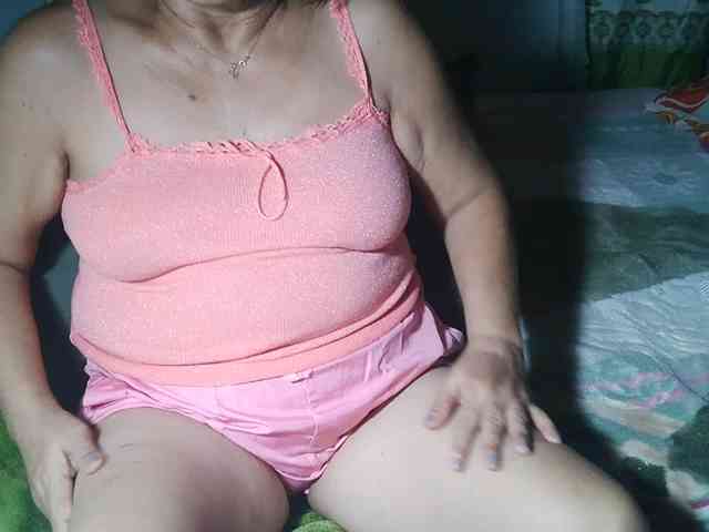 HotMama50 webcam
