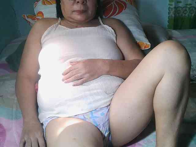 HotMama50 webcam