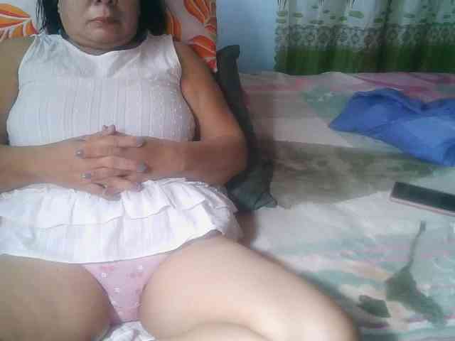 HotMama50 webcam