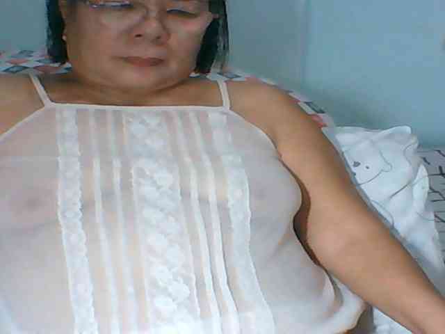 HotMama50 webcam