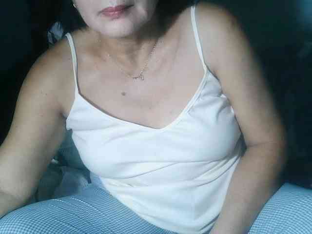HotMama50 webcam