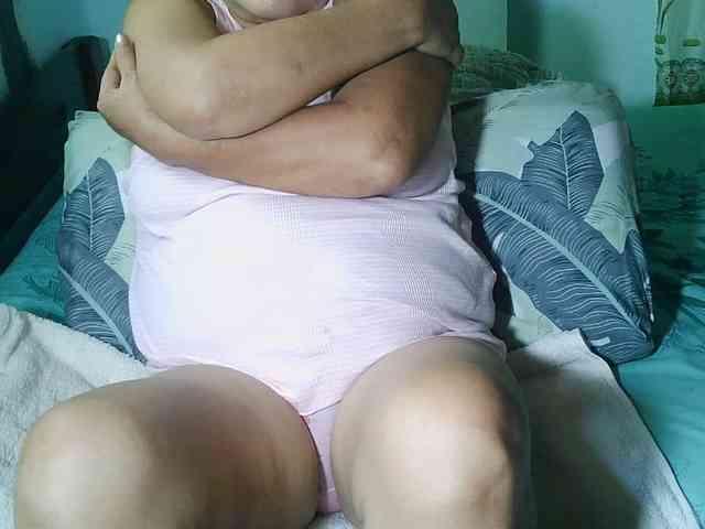 HotMama50 webcam