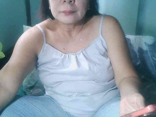 HotMama50 webcam