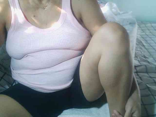 HotMama50 webcam