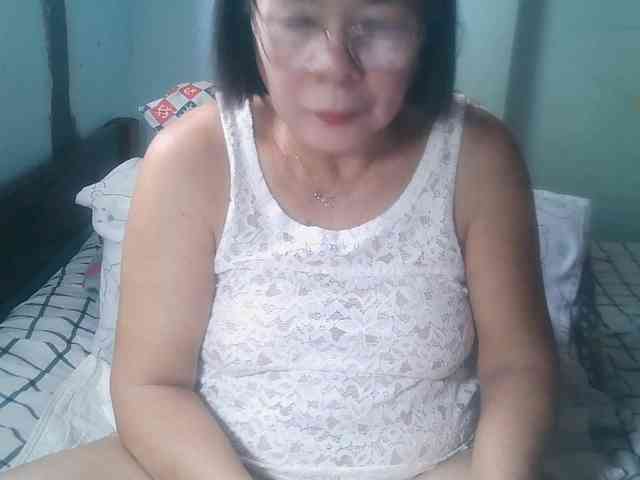 HotMama50 webcam