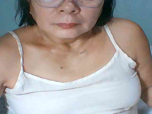 HotMama50 webcam