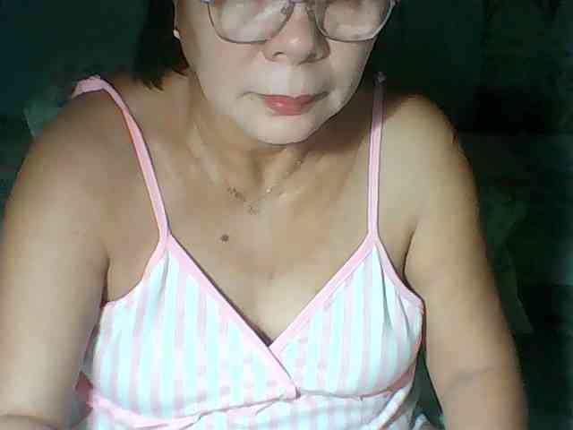 HotMama50 webcam